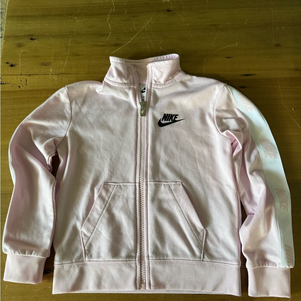 Girls Nike Pink Zip-Up Jacket with Pockets.  Size 3T (2-3years)